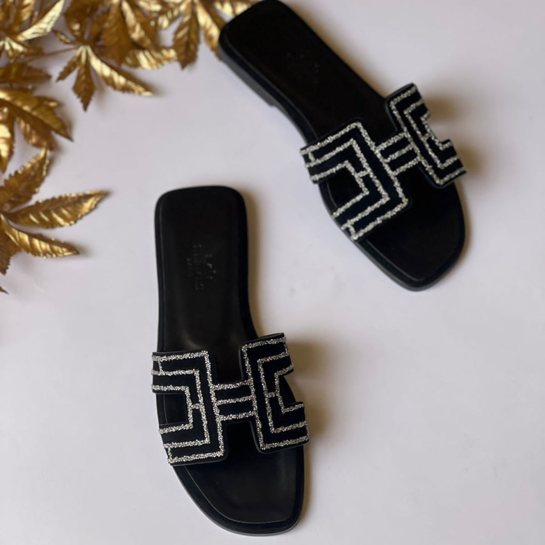Hermès Oran Shoes – Classic Flat Edition