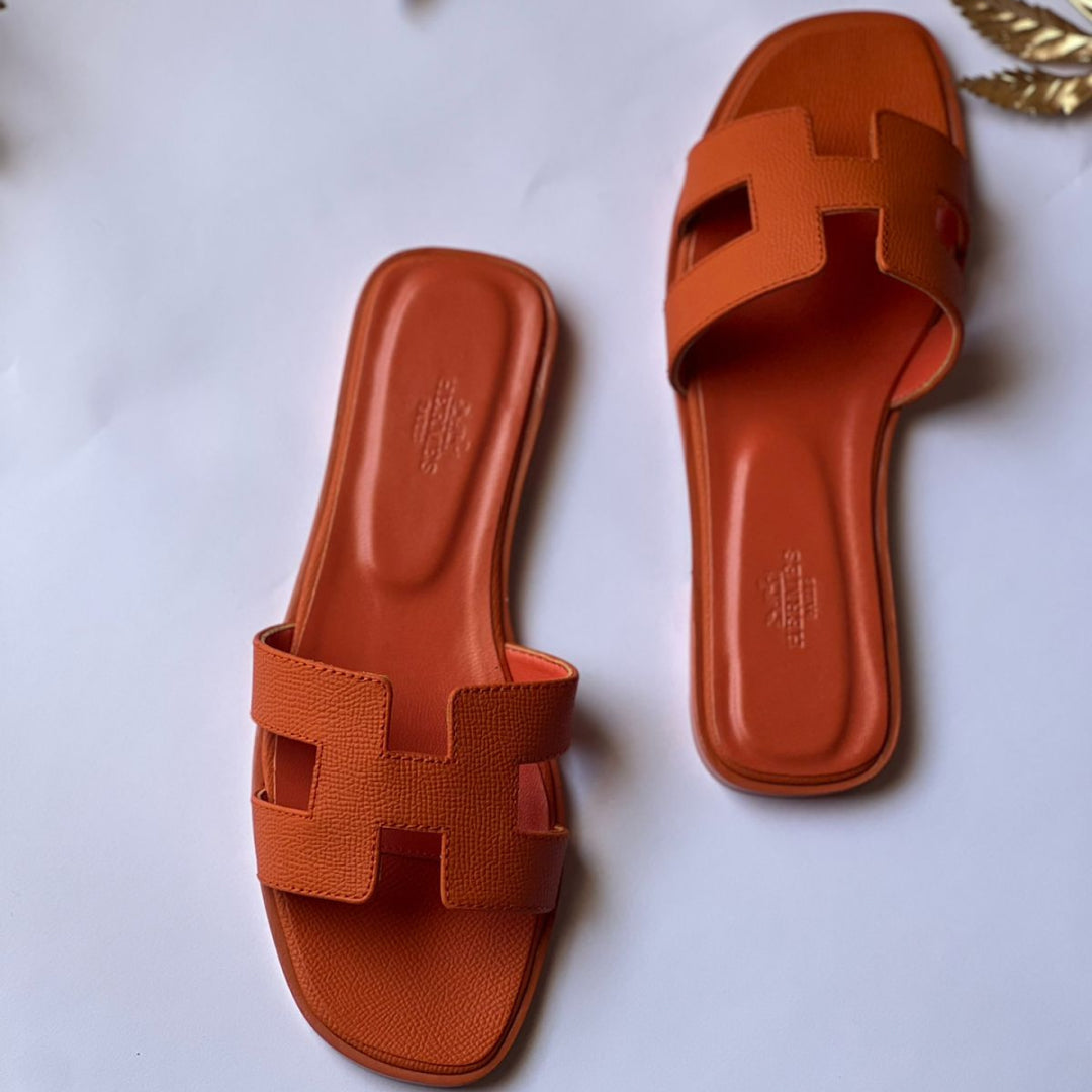 Hermès Oran Shoes – Classic Flat Edition
