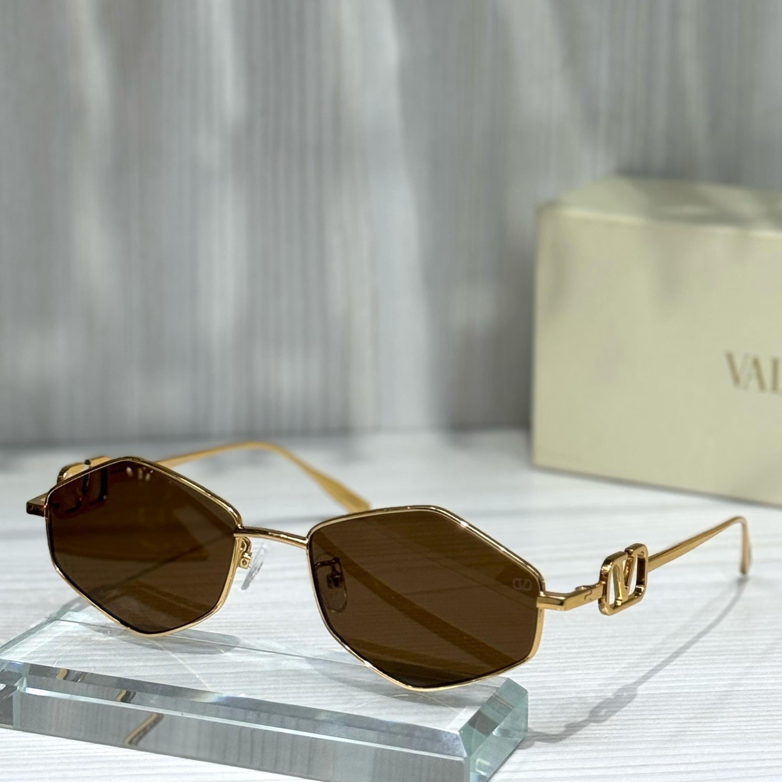 Valentino Geometric Cut-Out Sunglasses – VA2032 Style
