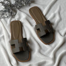 Hermès Oran Shoes – Classic Flat Edition