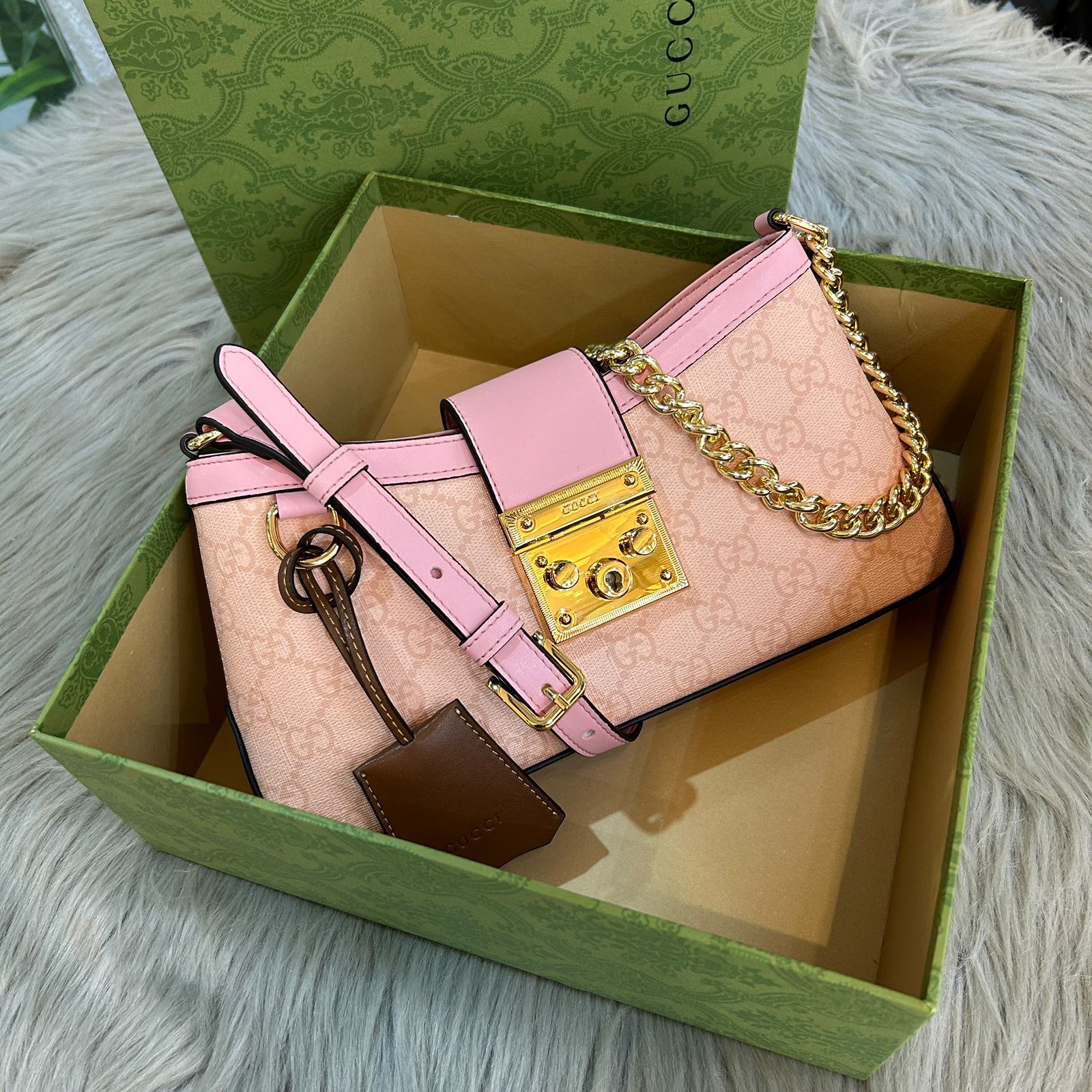 pink