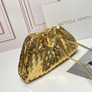 Bottega Pouch Intrecciato Bag