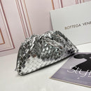 Bottega Pouch Intrecciato Bag