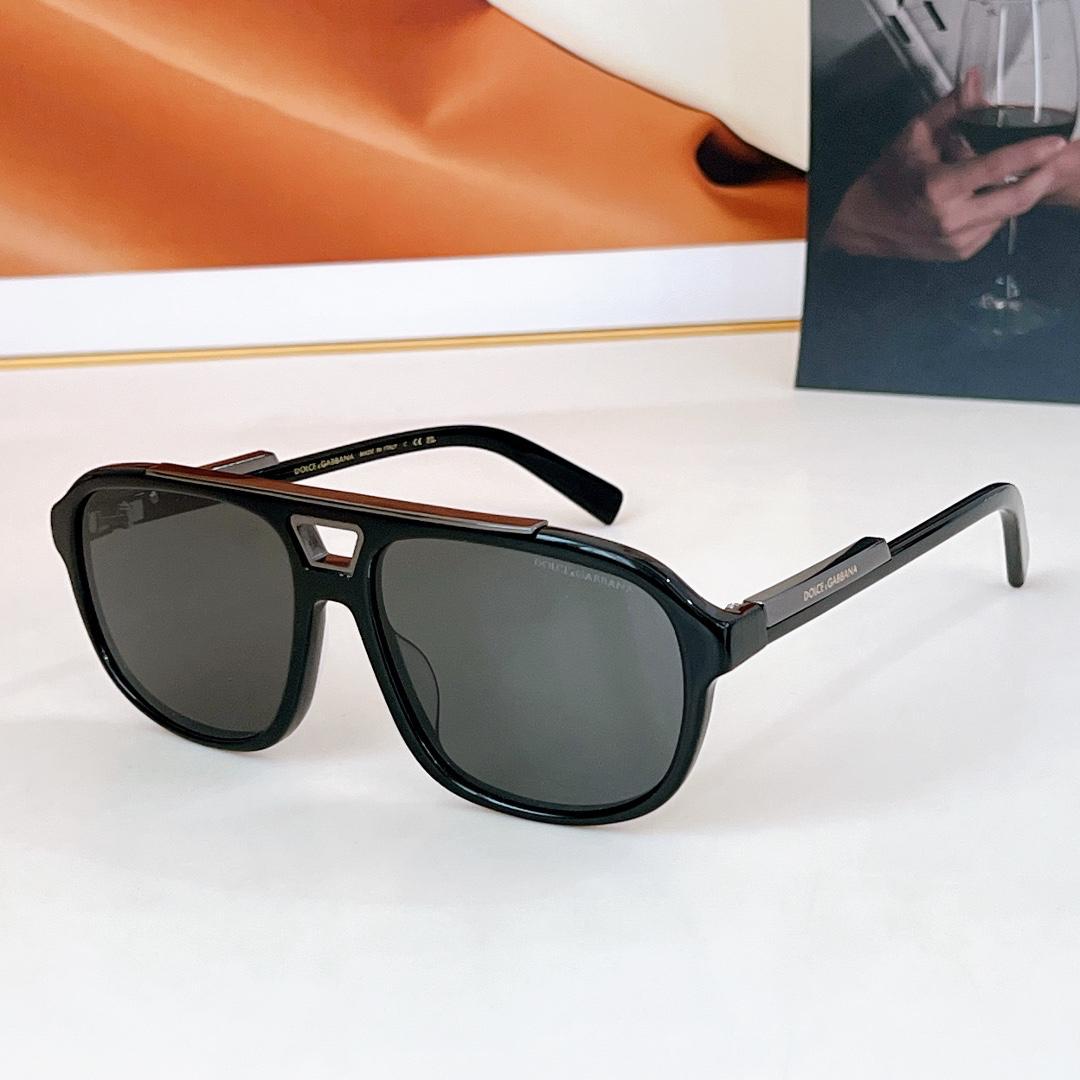 D&G DG4377 Pilot Sunglasses