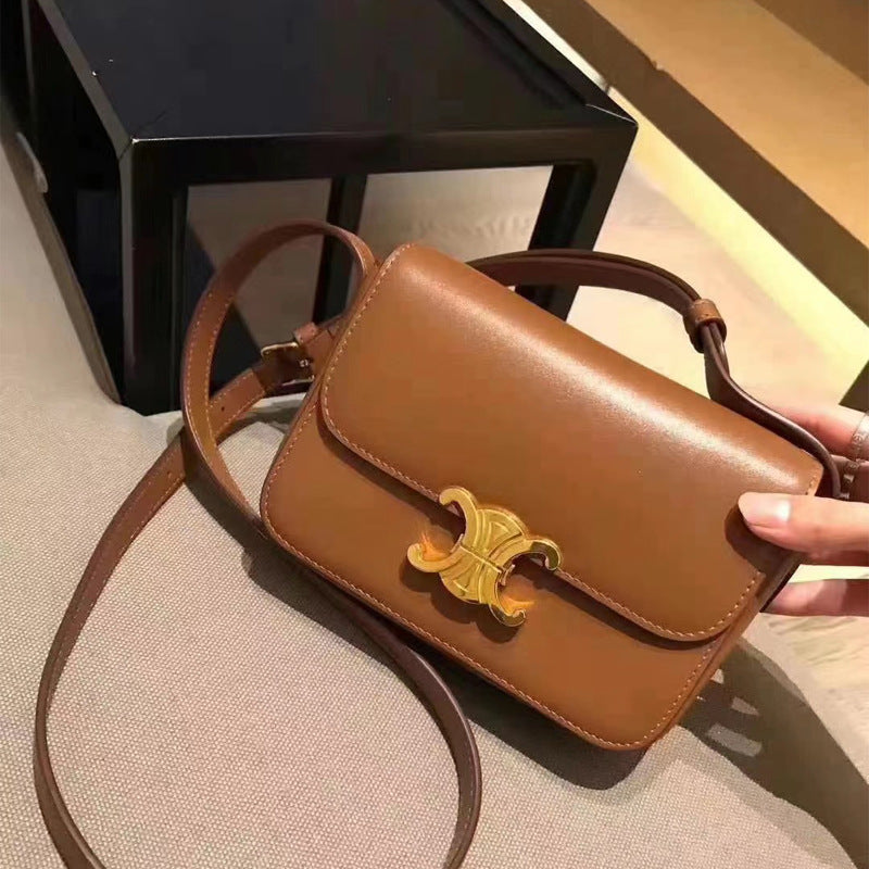 Celine Triomphe logo bag