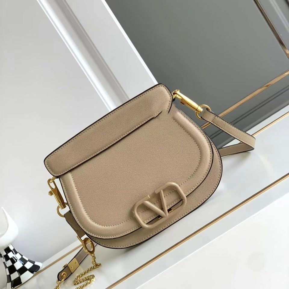 Valentino Garavani Vlogo Soft square Bag