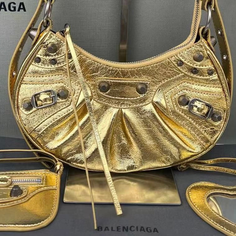Balenciaga Le Cagole Bag
