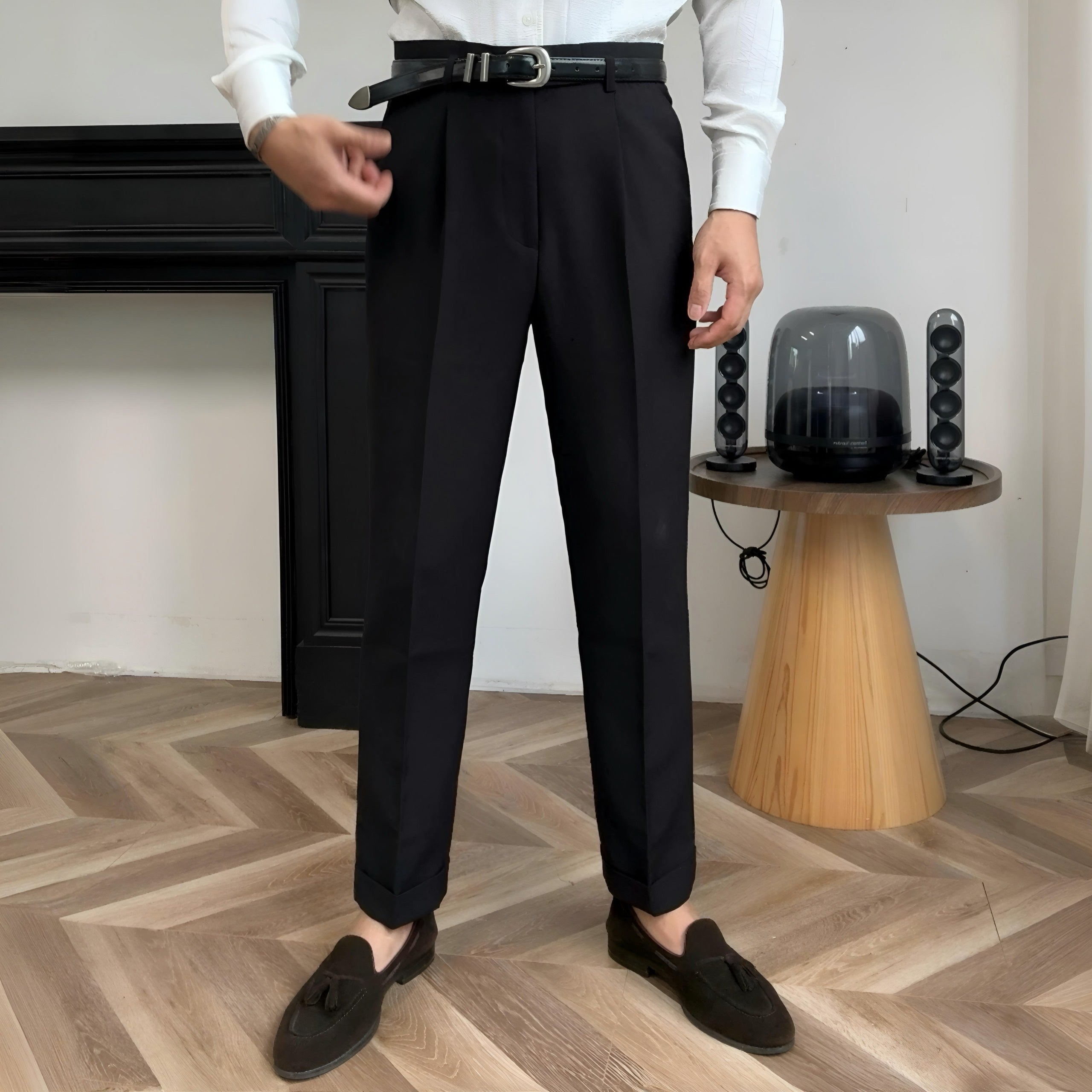 Hollywood Trousers Season 1 (Includes: Belt)