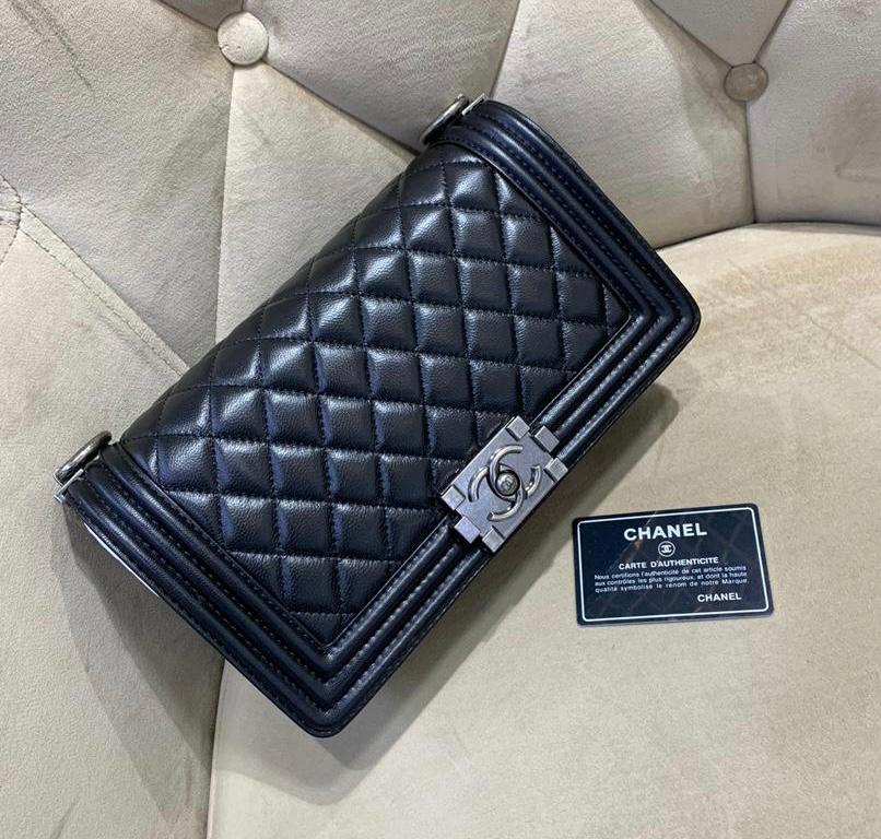 Chanel Boy Medium Bag - Image 10