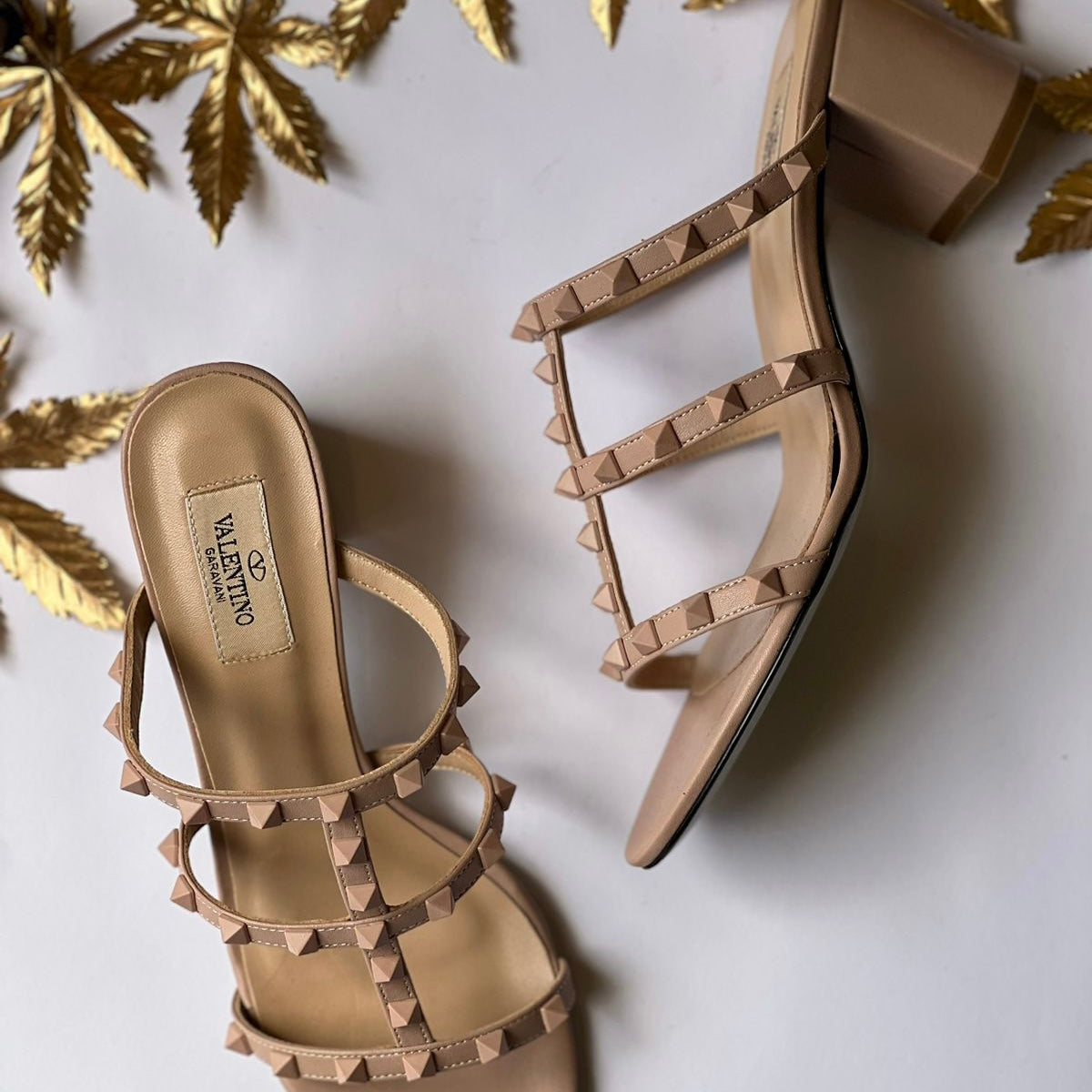 Valentino Garavani Rockstud Block Heel Shoes - Image 3