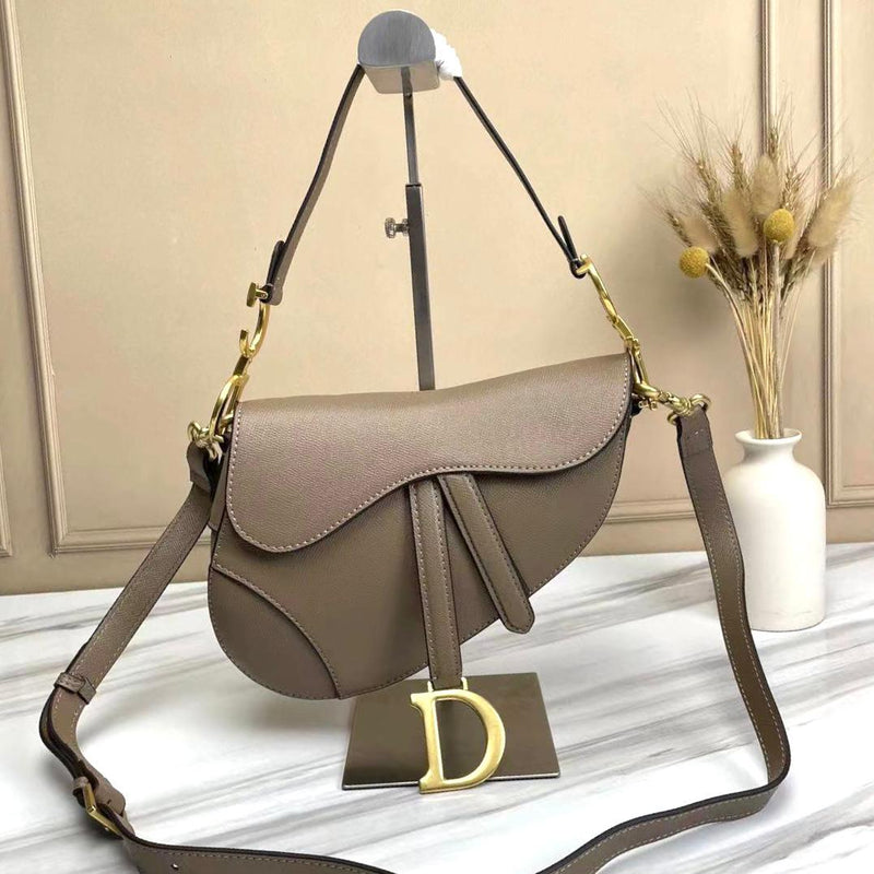 Dior Saddle Bag - Image 12