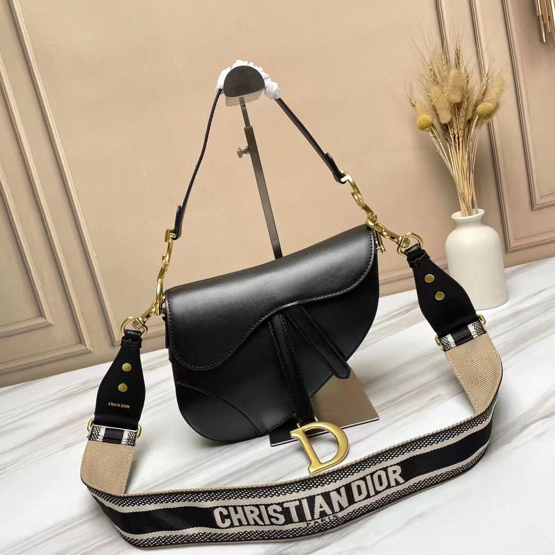 Dior Saddle Bag - Image 6